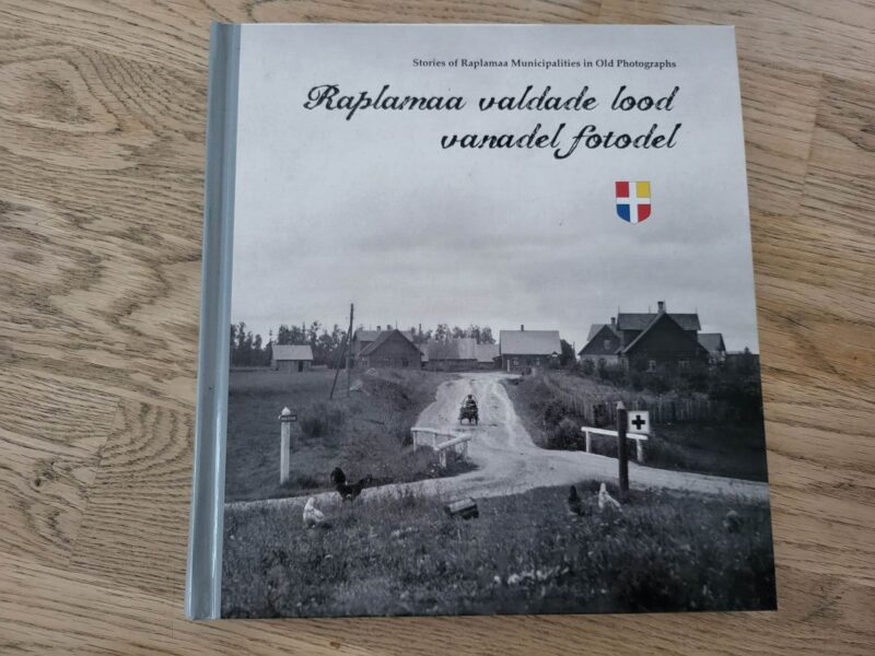 100394768 Raplamaa valdade lood vanadel fotodel