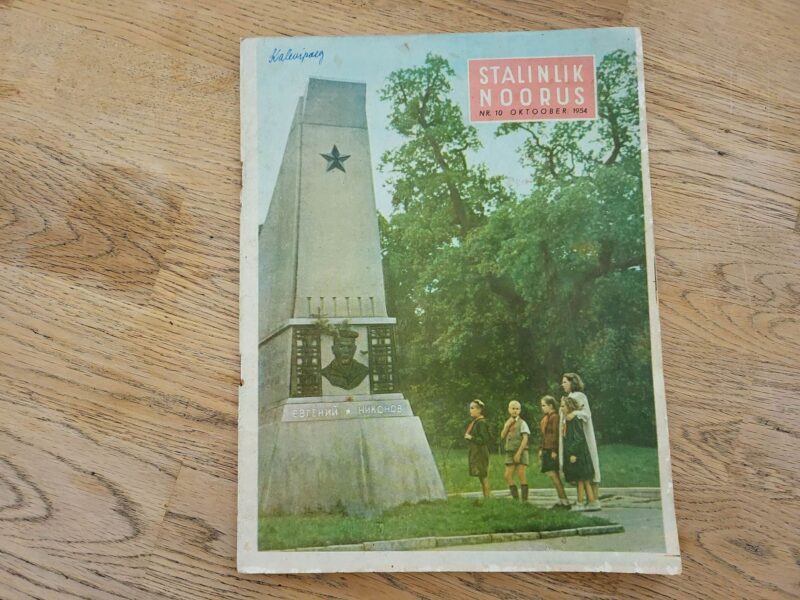 Stalinlik noorus 1954.10