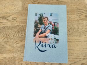 Kiira . Mälestusraamat raadioajakirjanik Kiira Khanist