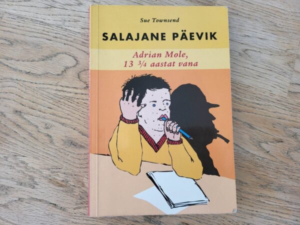Salajane päevik . Sue Townsend