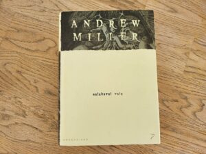 Salakaval valu . Andrew Miller