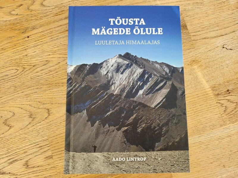 101474052 Tõusta mägede õlule . Aado Lintrop
