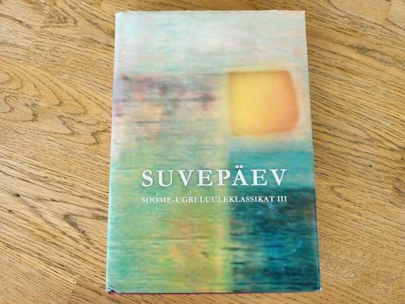 101676966 Suvepäev Soome-ugri luuleklassikat III