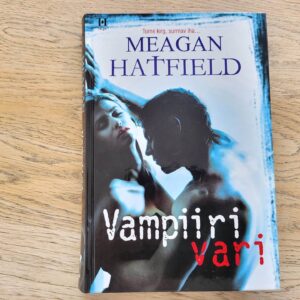 Vampiiri vari . Megan Hatfield