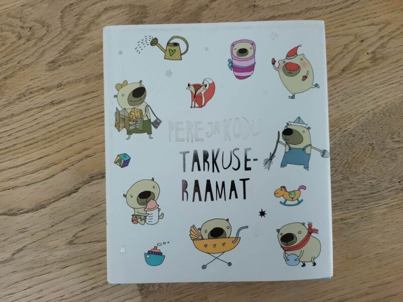 Pere ja kodu tarkuseraamat