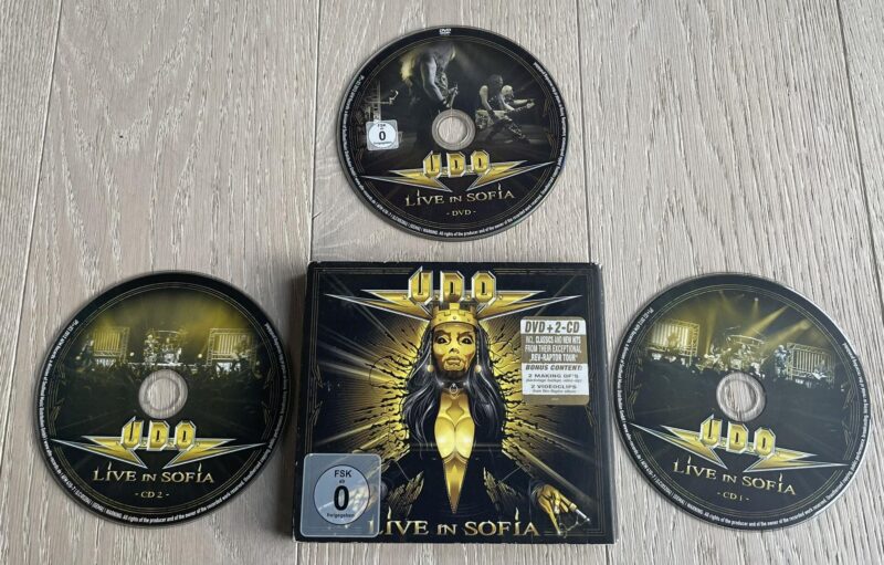 102599736 UDO Live In Sofia