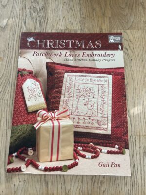 Christmas Patchwork Loves Embroidery