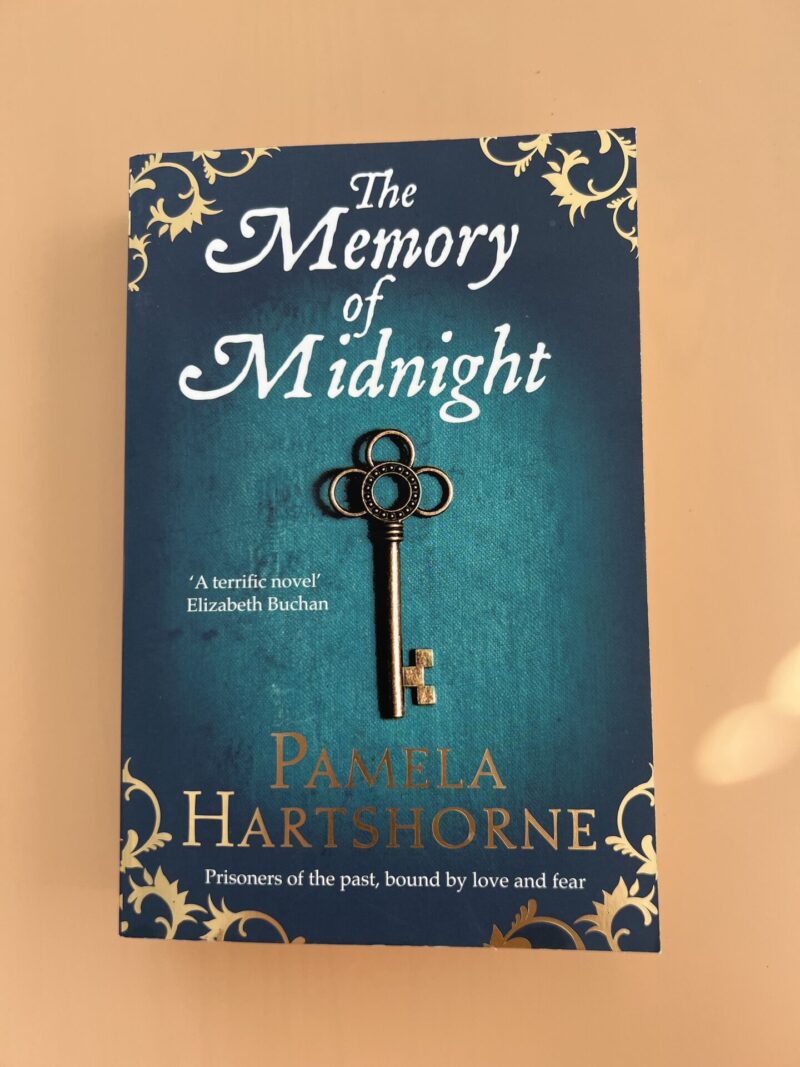 103616214 The Memory of Midnight - Pamela Hartshorne