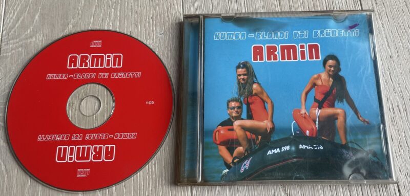 103670743 Armin Kumba Blondi Või Brünetti