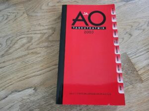A ja O taskuteatmik 2003