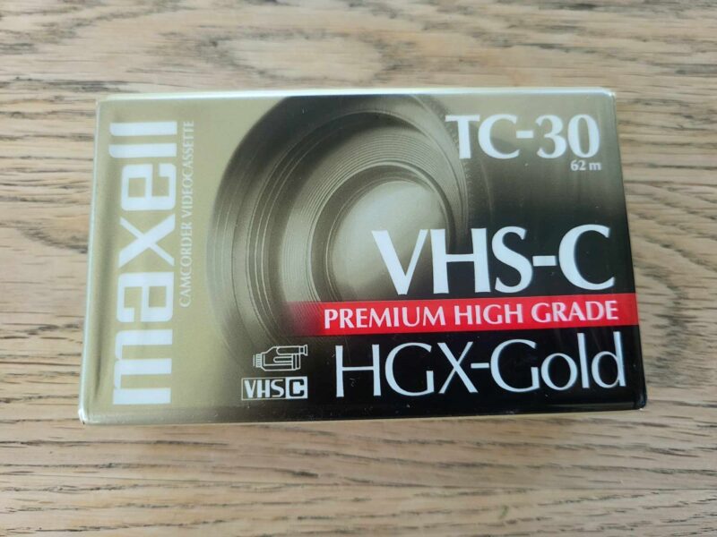 104082598 Maxell VHS-C TC-30 HGX-Gold