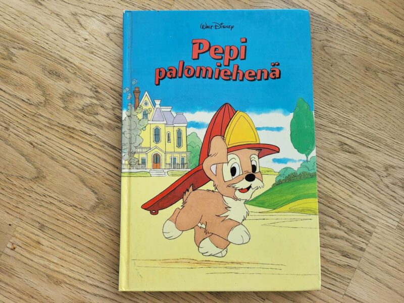104139358 Pepi palomiehenä . Walt Disney
