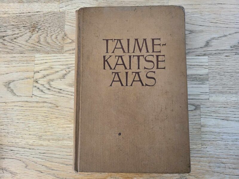 104501140 Taimekaitse aias