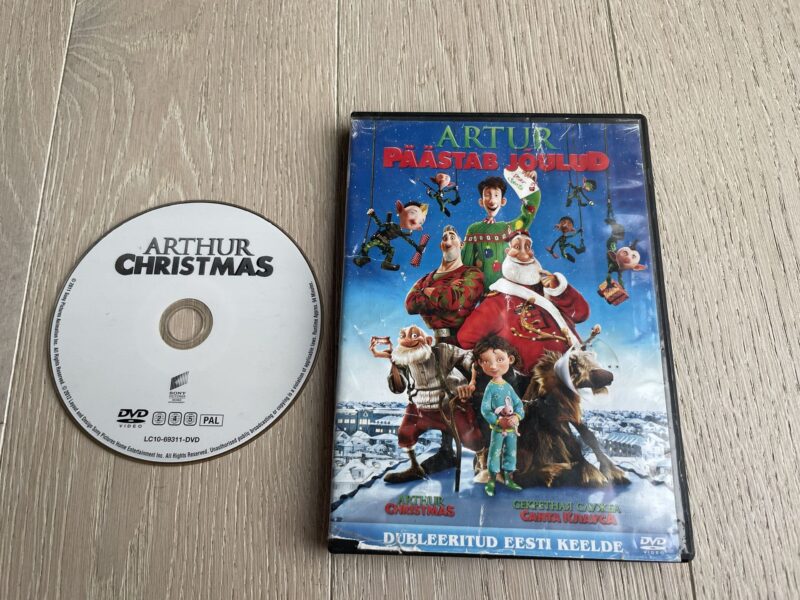 104588131 Artur Päästab Jõulud