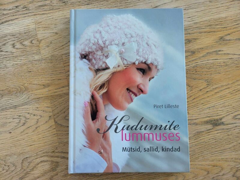 105028915 Kudumite lummuses . Piret Lilleste