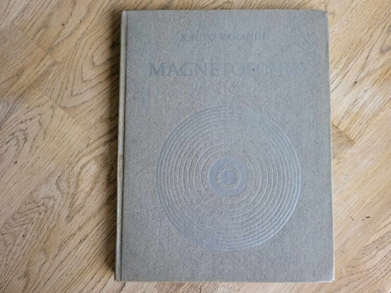 105220163 Magnetofonid . Kaupo Varandi