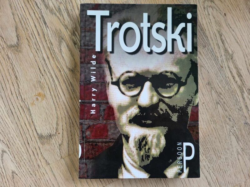 Lev Trotski . Harry Wilde