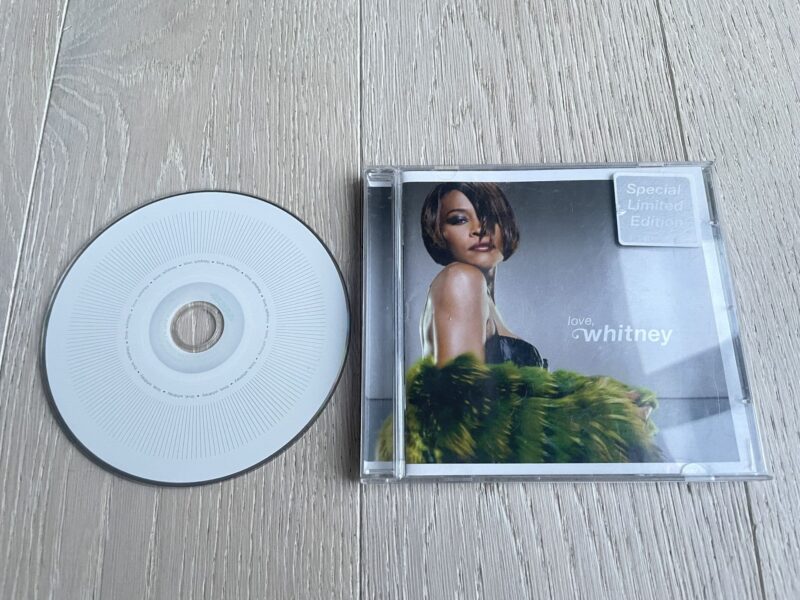 106548009 Whitney Houston Love Whitney