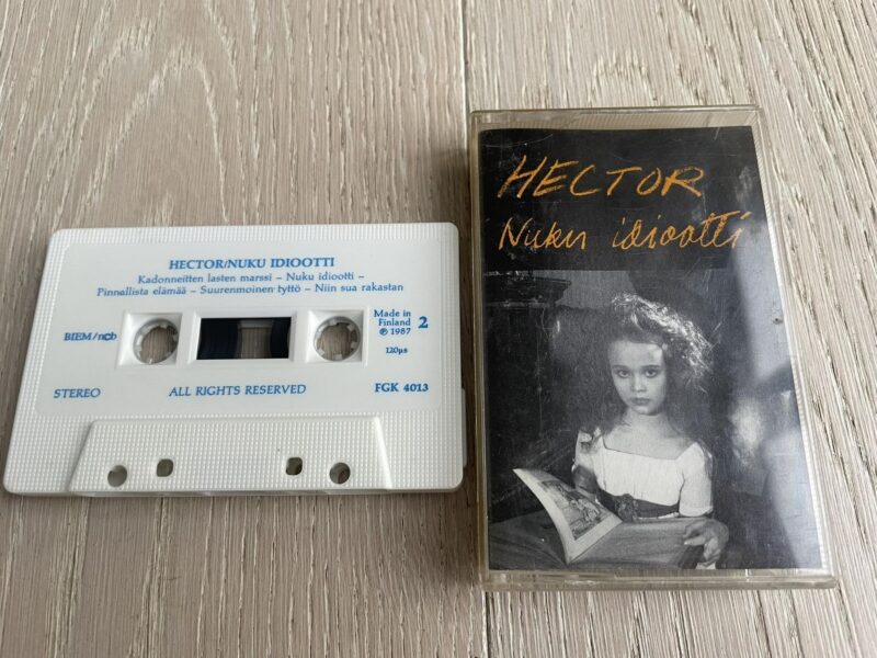 106593259 Hector Nuku Idiootti
