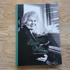 106683098 Laine Mets Daam klaveri taga