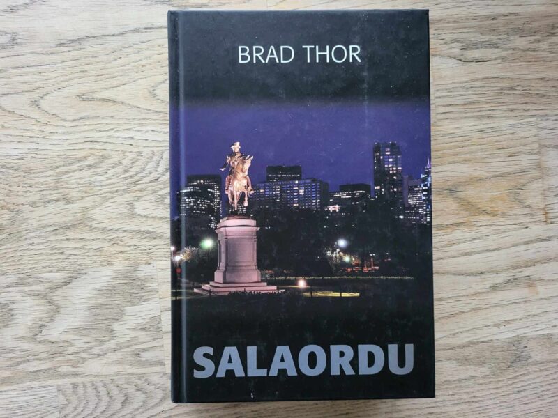 106684328 Salaordu . Brad Thor
