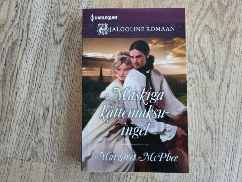 107273335 Maskiga kättemaksuingel . Margaret McPhee