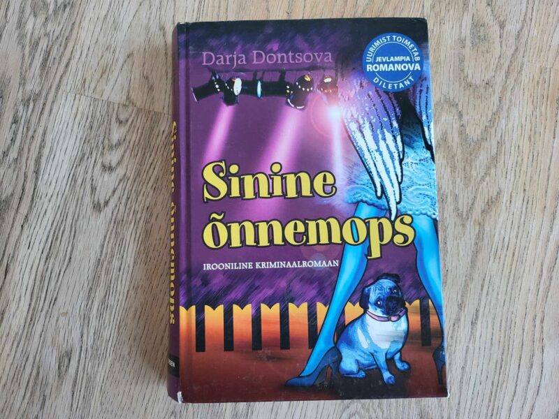 107273877 Sinine õnnemops . Darja Dontsova