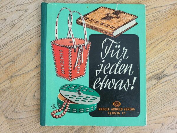 Für jeden etwas . Rudolf Arnold