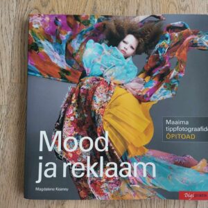 Mood ja reklaam . Magdalene Keaney