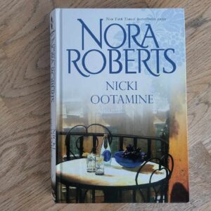 107818874 Nicki ootamine . Nora Roberts