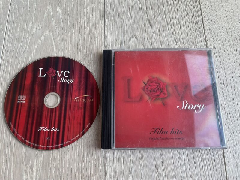 107928496 Love Story Film Hits