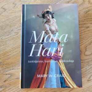 108051699 Mata Hari . Mary W. Craig