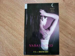 Vabastatud . Kristin Cast ja P. C. Cast