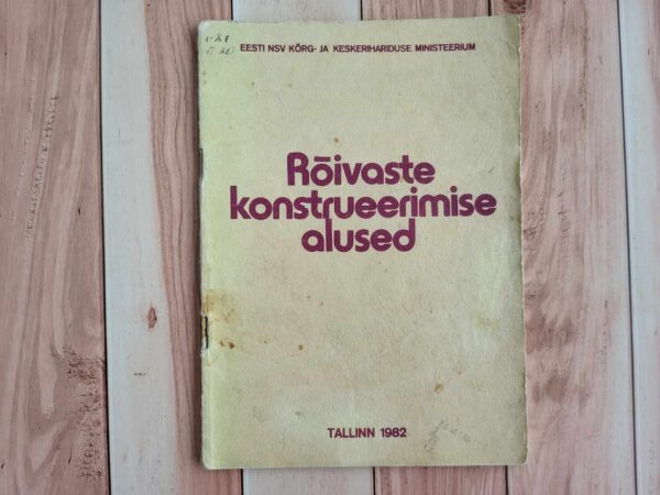 108392926 Rõivaste konstrueerimise alused . L. Eelma