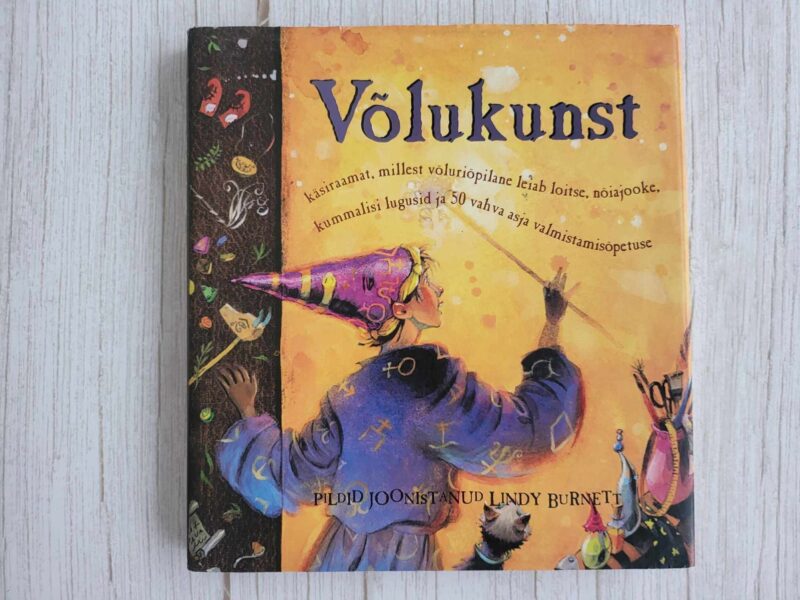 108490594 Võlukunst Käsiraamat, millest võluriõpilane leiab loitse