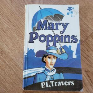 Mary Poppins  . Pamela Lyndon Travers