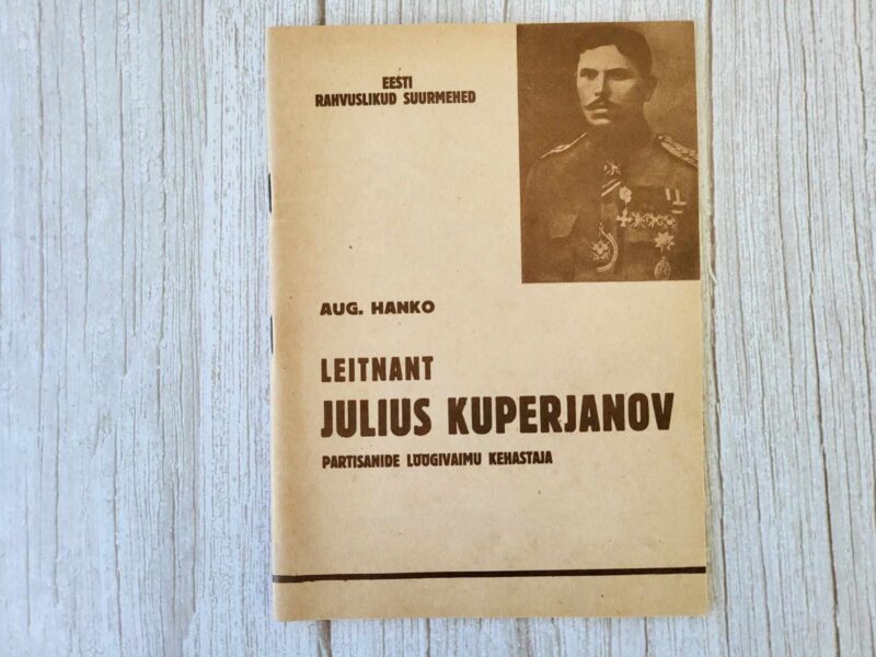 109742393 Leitnant Julius Kuperjanov . August Hanko