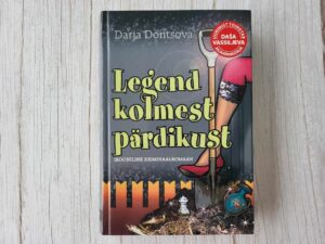Legend kolmest pärdikust . Darja Dontsova