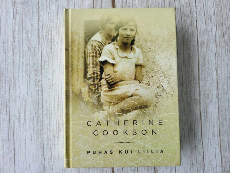 109854306 Puhas kui liilia . Catherine Cookson