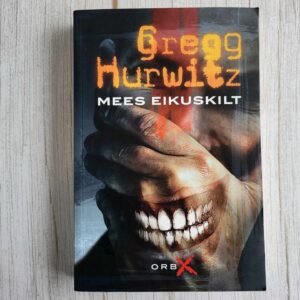 109878484 Mees eikuskilt . Gregg Hurwitz