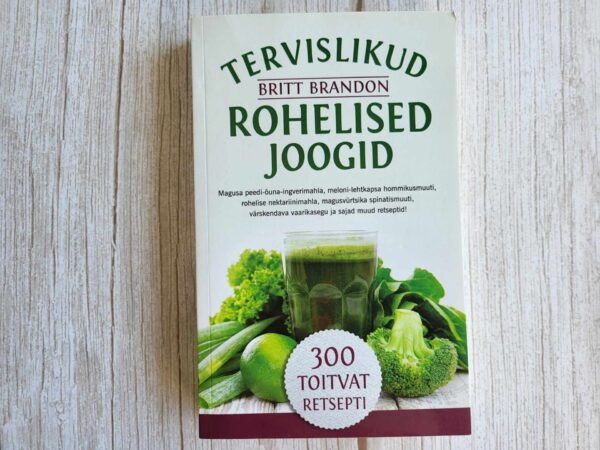 109982796 Tervislikud rohelised joogid . Britt Brandon