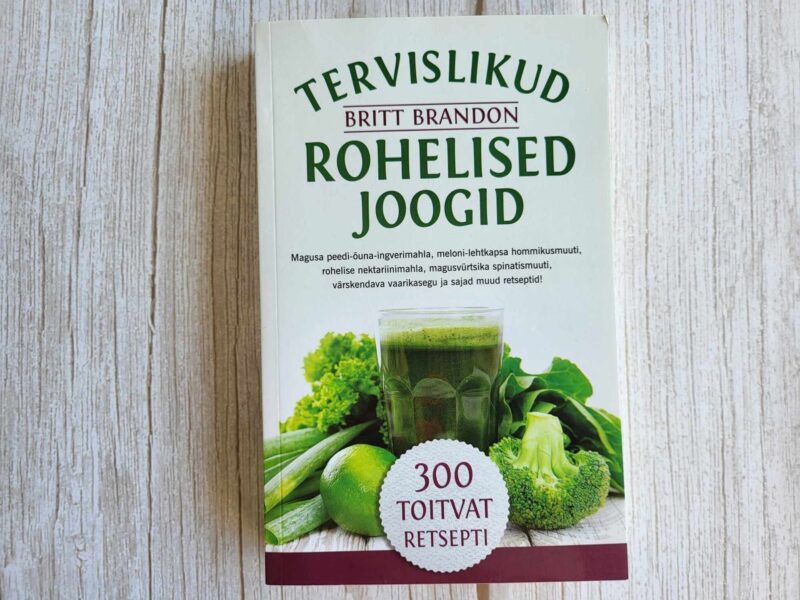 109982796 Tervislikud rohelised joogid . Britt Brandon