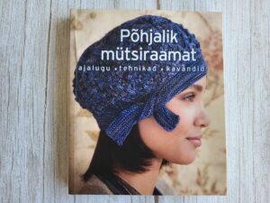 Põhjalik mütsiraamat . Joy Aquilino