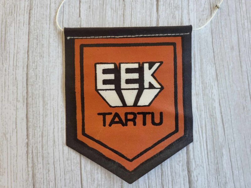 110524792 EEK Tartu vimpel