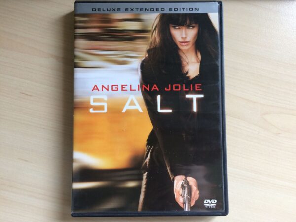 Angelina Jolie - SALT DVD Deluxe Edition DVD