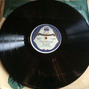 Olin Enne Eide Kodu, Kus on Kurva Kodu Šellak Plaat