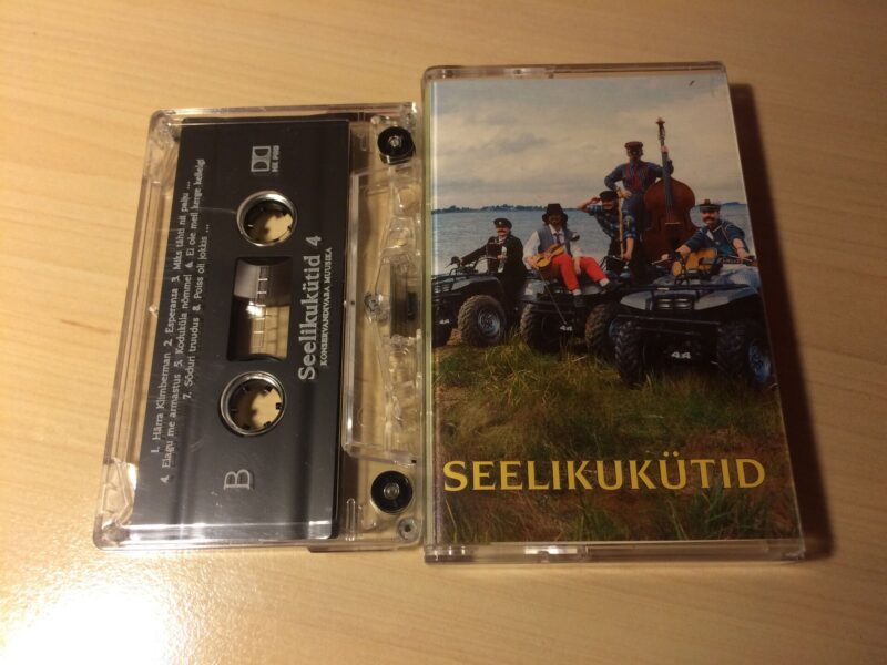 45060300 Seelikukütid 4 Helikassett