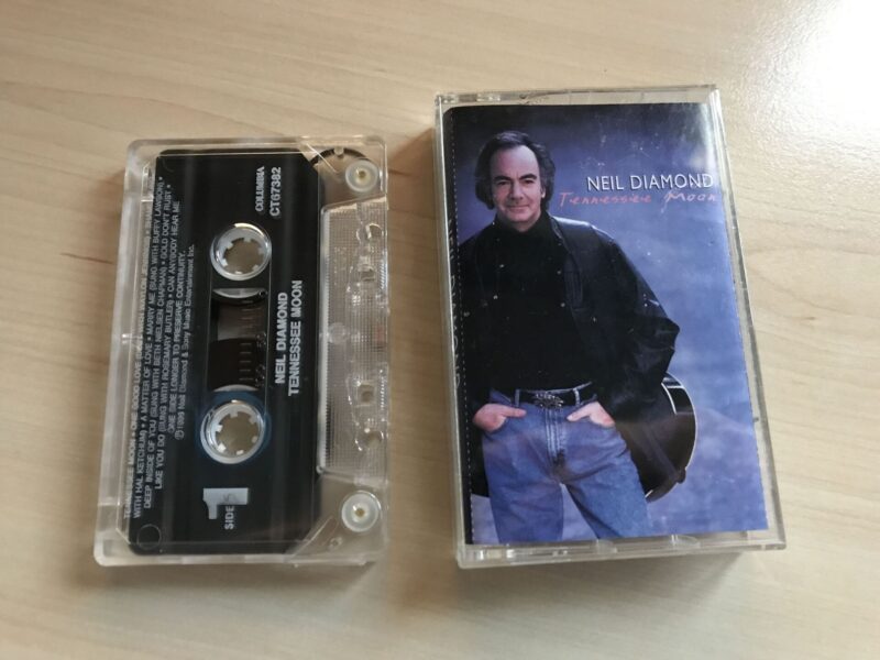 46070280 Neil Diamond Tennessee Moon Helikassett