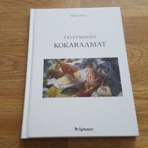 Teistmoodi kokaraamat . Maiken Urmet