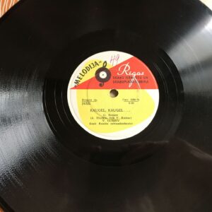 Kaugel, Kaugel... Šellak Plaat 49